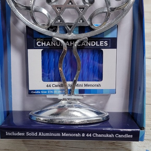 Rite -lite Judaica Mini Aluminum‎ Menorah Includes Candles - Picture 2 of 9